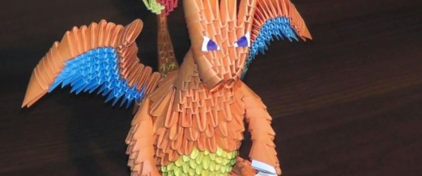 Покемон Charizard (Dragon) из треугольных модулей