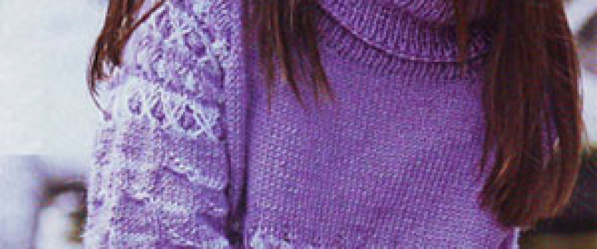 Пуловер с рукавами реглан и узором со снятыми петлями